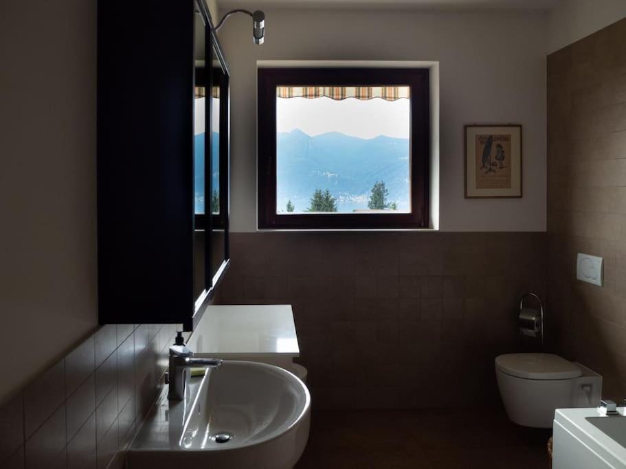 La Tua Villa Sul Lago - Casa Kollegger Луино Экстерьер фото
